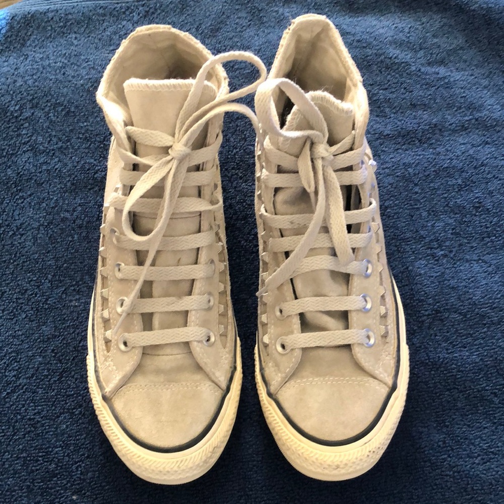 Converse hi tops